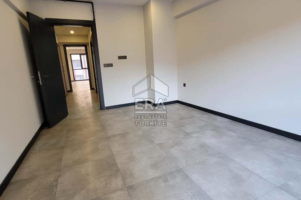 Çınar'da Yeni Yapım 80 m2 Ayrı Mutfaklı 2 Odalı Satılık Ofis