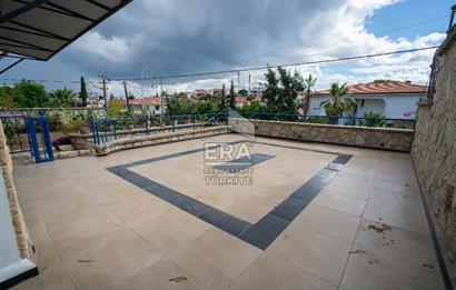 Datça Merkezde Deniz Manzaralı 277 M2 Tripleks Villa Ve Dükkan