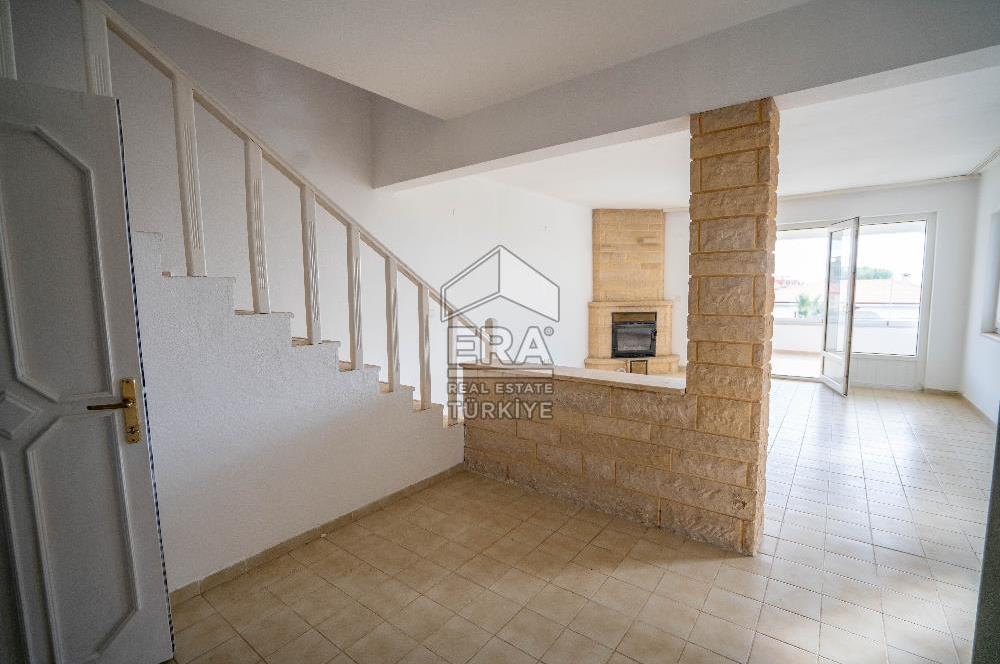 Datça Merkezde Deniz Manzaralı 277 M2 Tripleks Villa Ve Dükkan