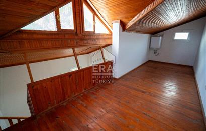 Datça Merkezde Deniz Manzaralı 277 M2 Tripleks Villa Ve Dükkan