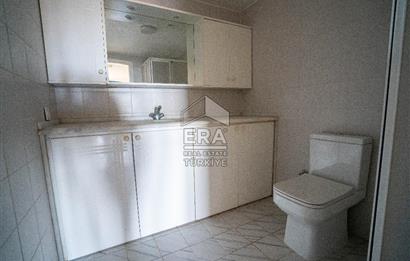 Datça Merkezde Deniz Manzaralı 277 M2 Tripleks Villa Ve Dükkan