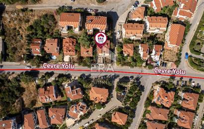 Datça Merkezde Deniz Manzaralı 277 M2 Tripleks Villa Ve Dükkan
