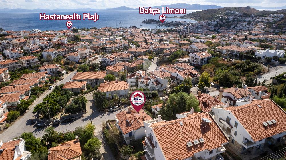 Datça Merkezde Deniz Manzaralı 277 M2 Tripleks Villa Ve Dükkan