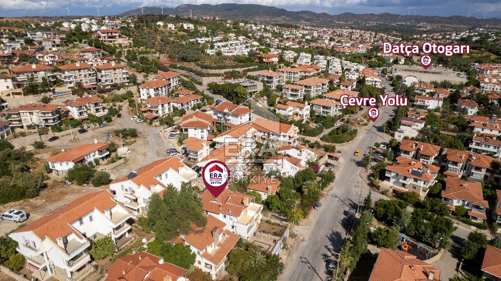 Datça Merkezde Deniz Manzaralı 277 M2 Tripleks Villa Ve Dükkan