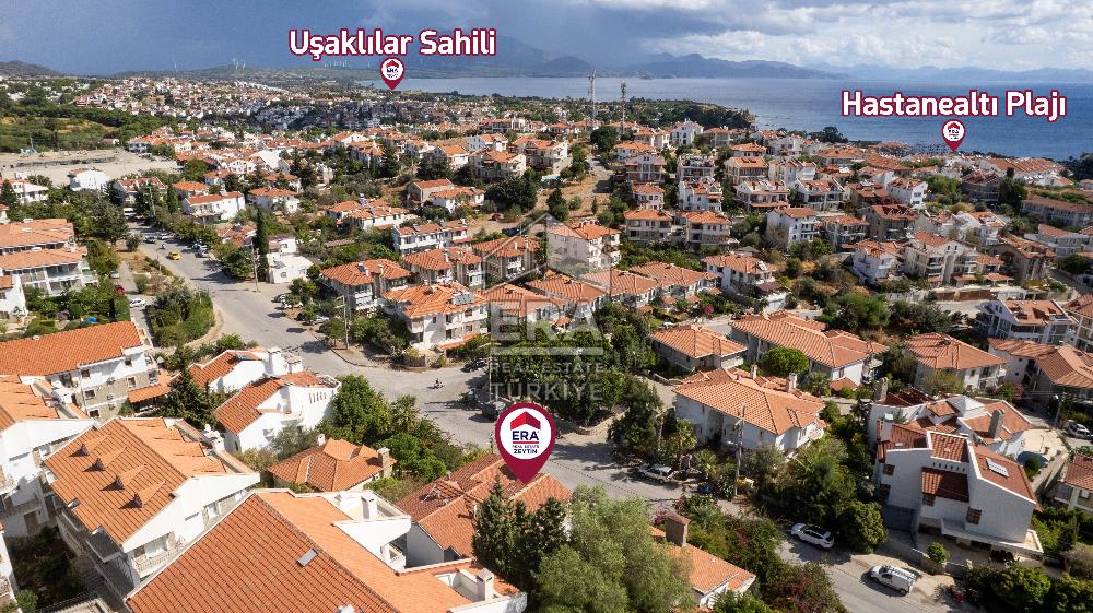 Datça Merkezde Deniz Manzaralı 277 M2 Tripleks Villa Ve Dükkan