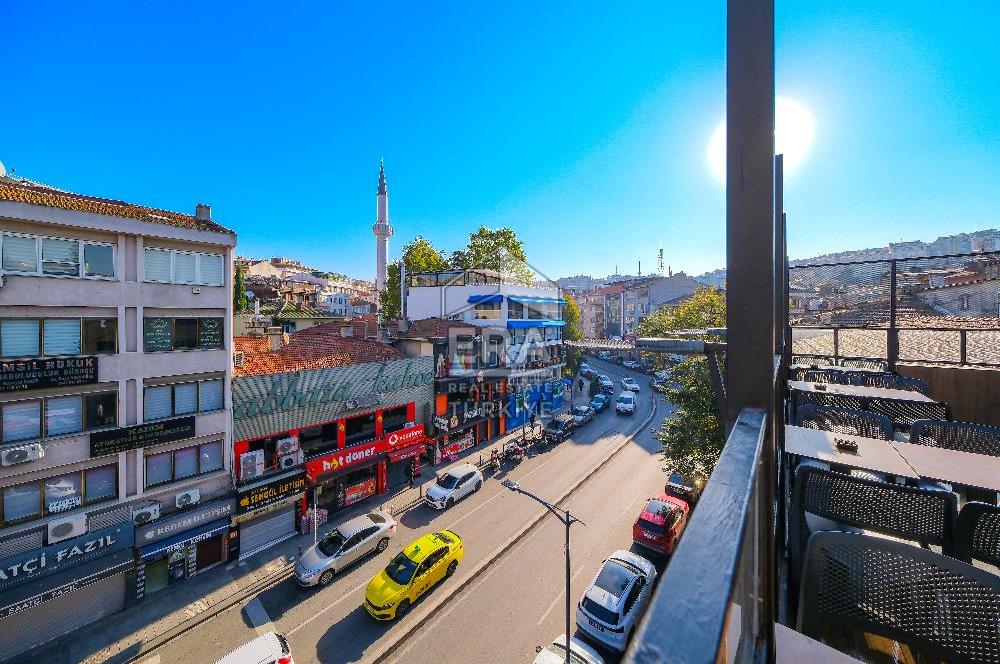 ÜSKÜDAR SELMANİ PAK CADDESİNE CEPHELİ KOMPLE SATILIK BİNA