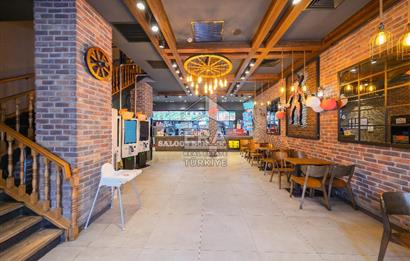 ÜSKÜDAR SELMANİ PAK CADDESİNE CEPHELİ KOMPLE SATILIK BİNA