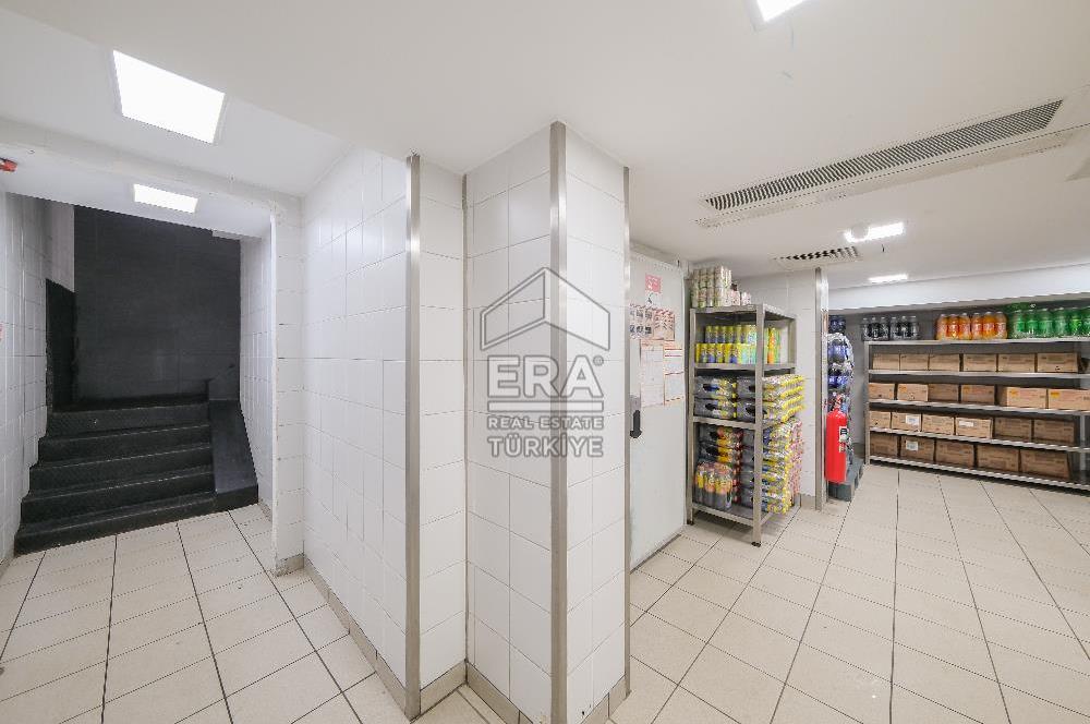 ÜSKÜDAR SELMANİ PAK CADDESİNE CEPHELİ KOMPLE SATILIK BİNA