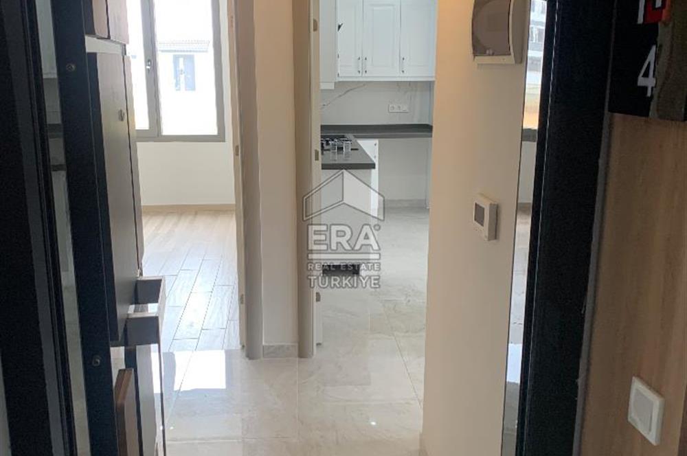 Altınova’da 2+1 65 m2 bahçeli otoparklı daire kiralık