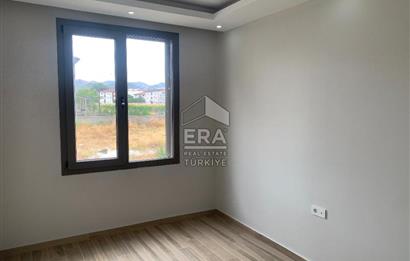 Altınova’da 2+1 65 m2 bahçeli otoparklı daire kiralık