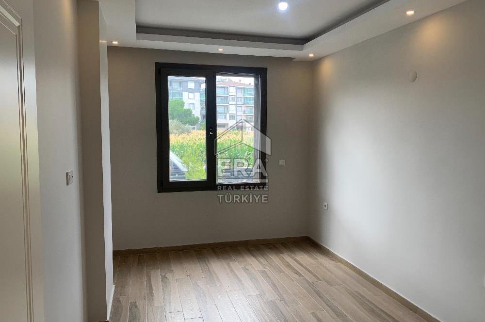 Altınova’da 2+1 65 m2 bahçeli otoparklı daire kiralık