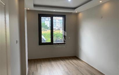 Altınova’da 2+1 65 m2 bahçeli otoparklı daire kiralık
