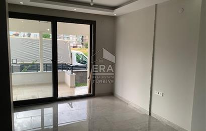 Altınova’da 2+1 65 m2 bahçeli otoparklı daire kiralık