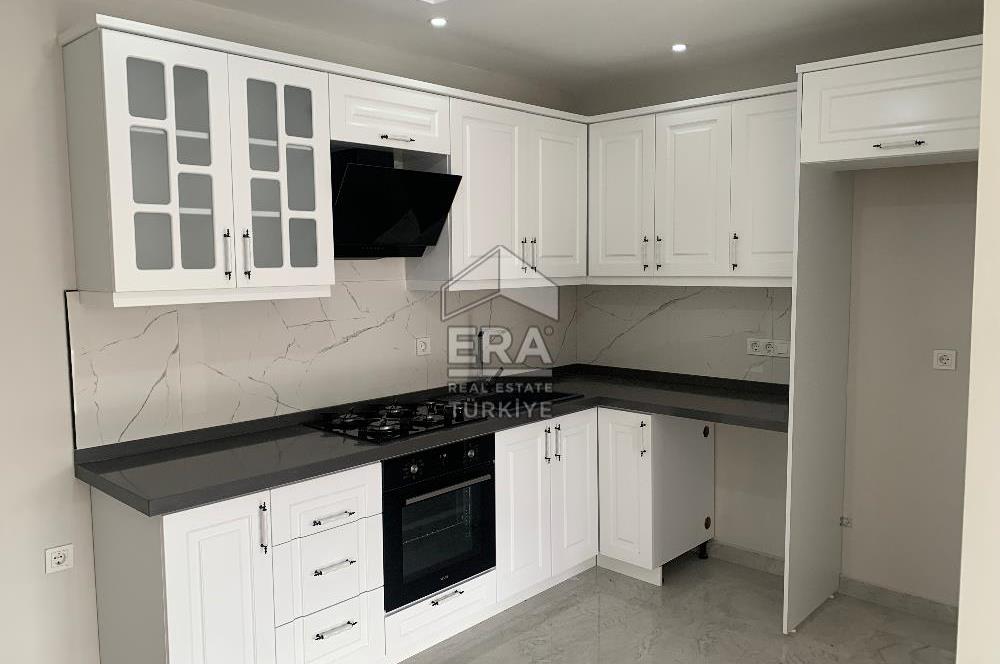 Altınova’da 2+1 65 m2 bahçeli otoparklı daire kiralık