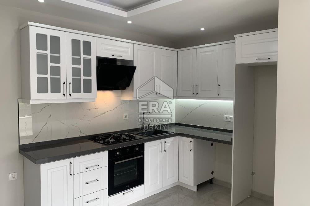 Altınova’da 2+1 65 m2 bahçeli otoparklı daire kiralık