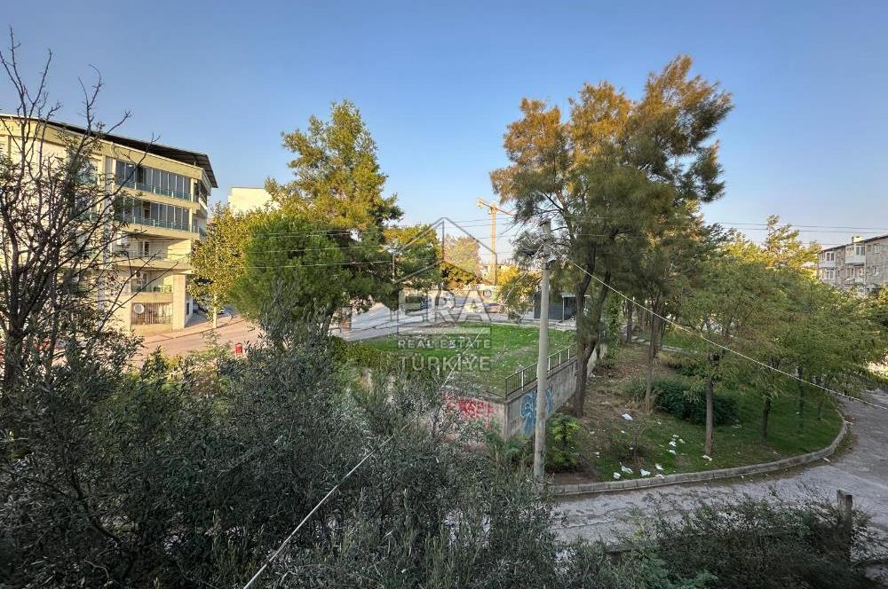 Buca İşçievleri Ufuk Mahallesi Satılık Ara Kat 2+1 Daire