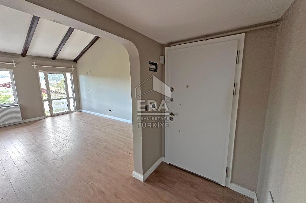 Zekeriyaköy Çarşıda Cadde Üzeri 2+1 Kiralık Ofis Dairesi