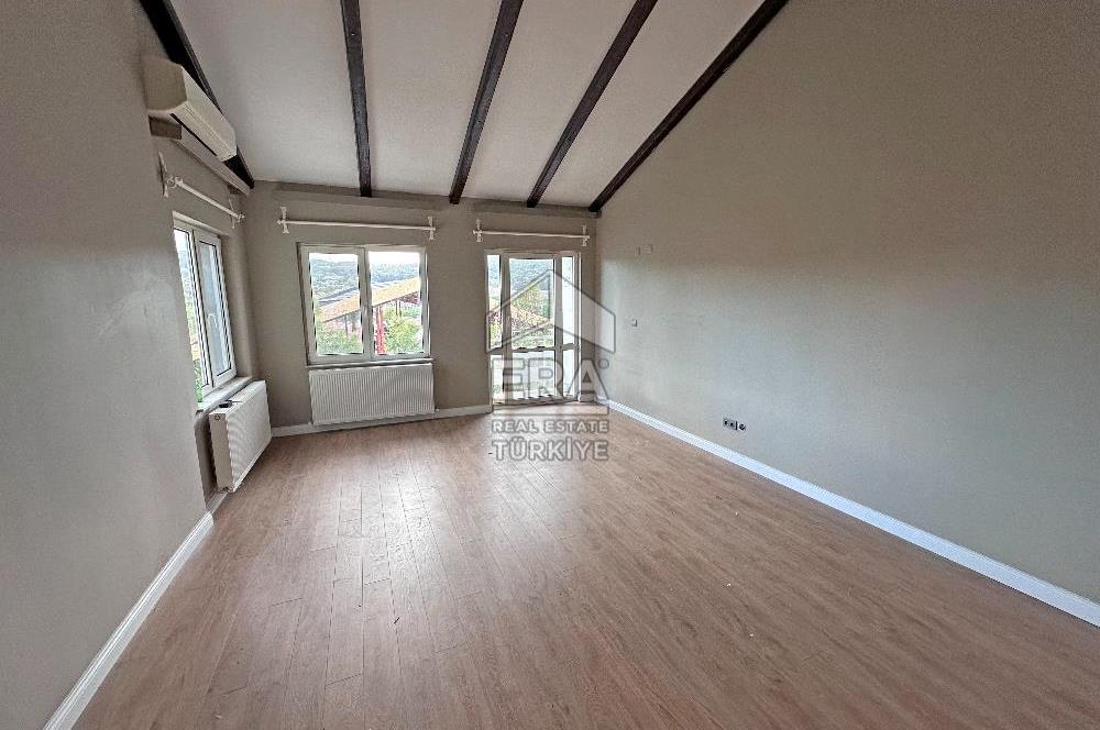 Zekeriyaköy Çarşıda Cadde Üzeri 2+1 Kiralık Ofis Dairesi