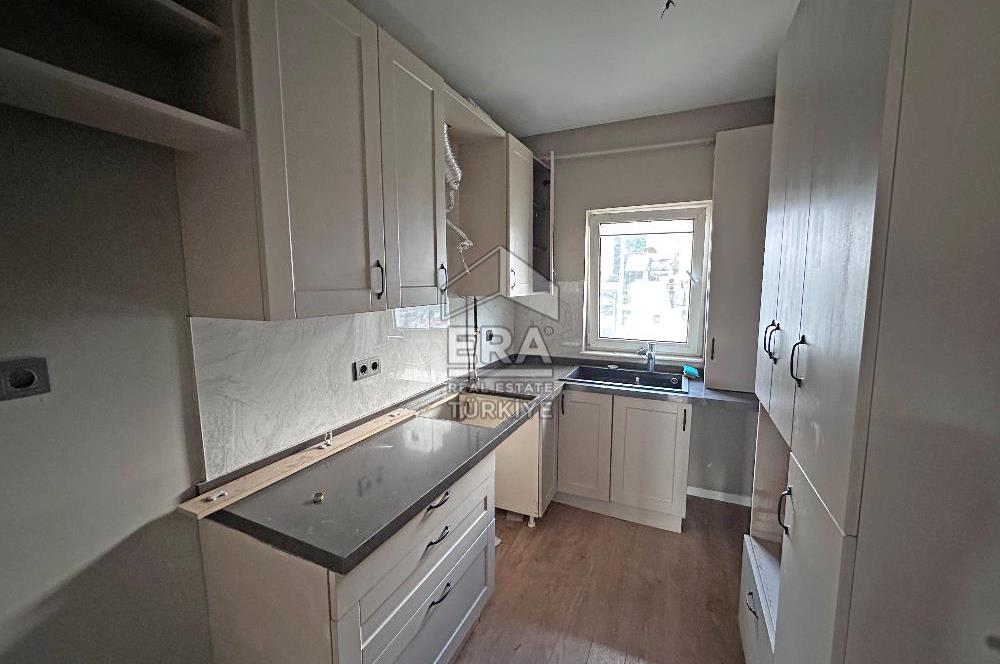 Zekeriyaköy Çarşıda Cadde Üzeri 2+1 Kiralık Ofis Dairesi
