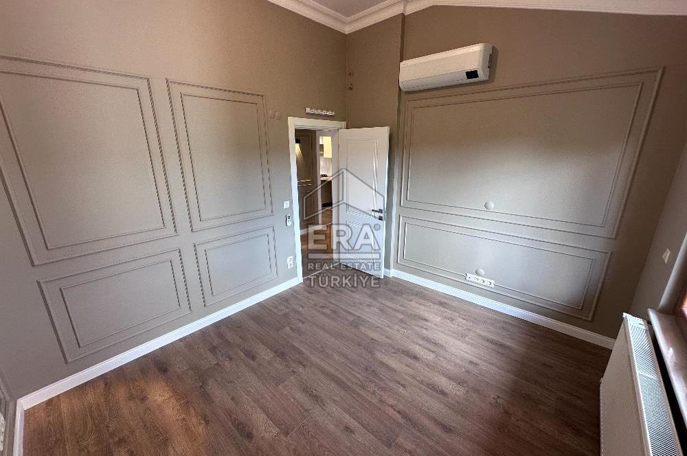 Zekeriyaköy Çarşıda Komple Yenilenmiş 2+1 Ofis Dairesi