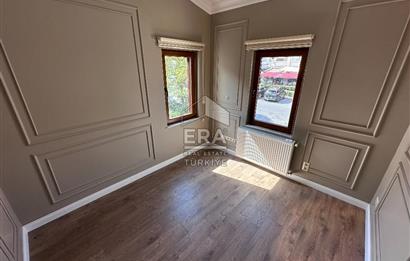 Zekeriyaköy Çarşıda Komple Yenilenmiş 2+1 Ofis Dairesi