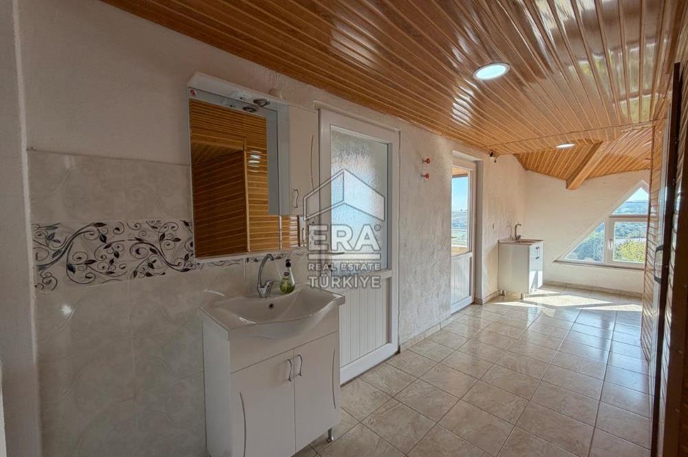 BALIKESİR KARESİ DAVUTLARDA DOĞA MANZARALI SATILIK MÜSTAKİL EV
