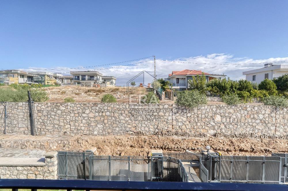 İzmir Villakent Müstakil Havuzlu 5+2 Lüks Villa 