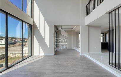 İzmir Villakent Müstakil Havuzlu 5+2 Lüks Villa 