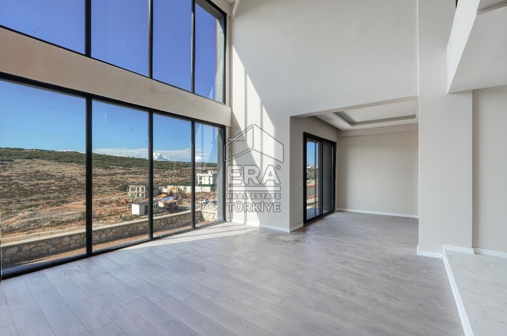 İzmir Villakent Müstakil Havuzlu 5+2 Lüks Villa 