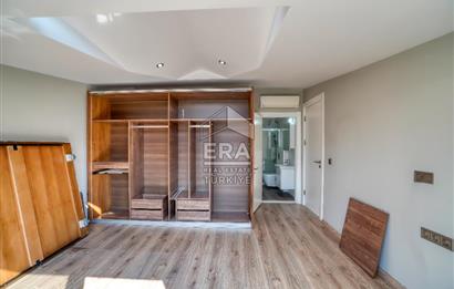 Karşıyaka Bahriye Üçok Satılık 4+1 Teraslı Dubleks Daire