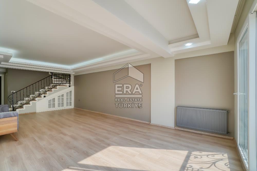 Karşıyaka Bahriye Üçok Satılık 4+1 Teraslı Dubleks Daire