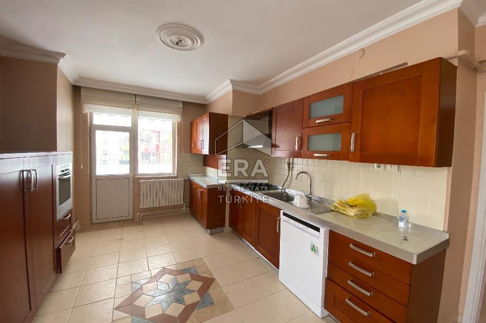 Satılık Kocasinan Mah. 5+2 Dublex Daire