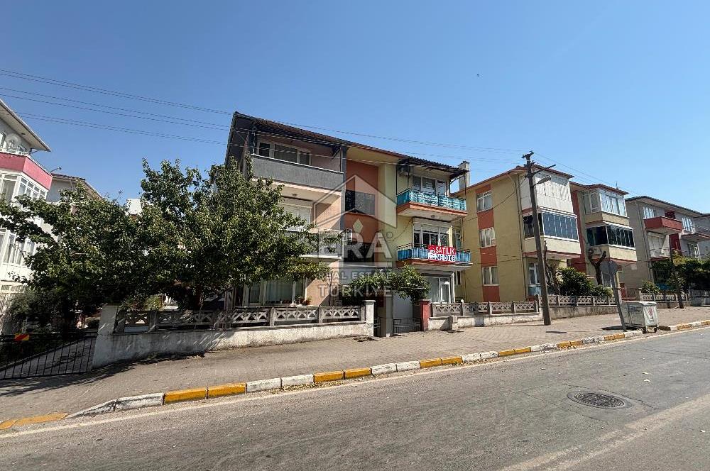 BALIKESİR ATATÜRK MAHALLESİ HARB-İŞ SİTESİ 3+1 SATILIK DAİRE