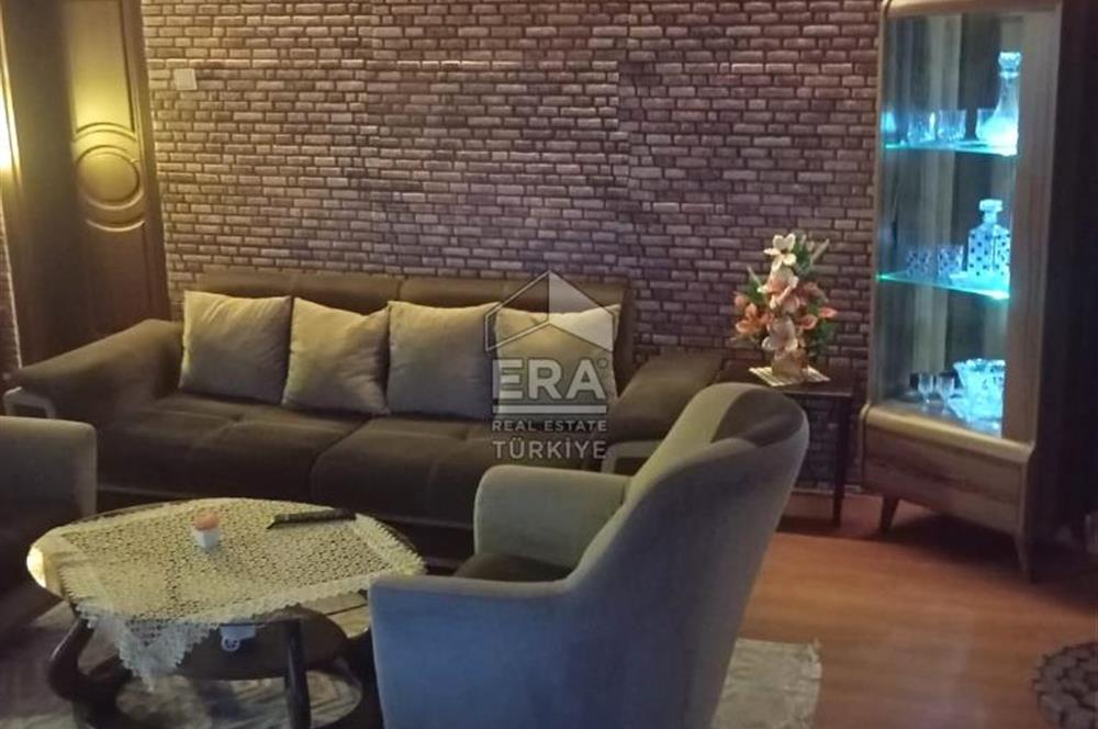 SATILIK SAZLIDERE'DE 2232 M2 MÜSTAKİL EV VE GENİŞ ARSA