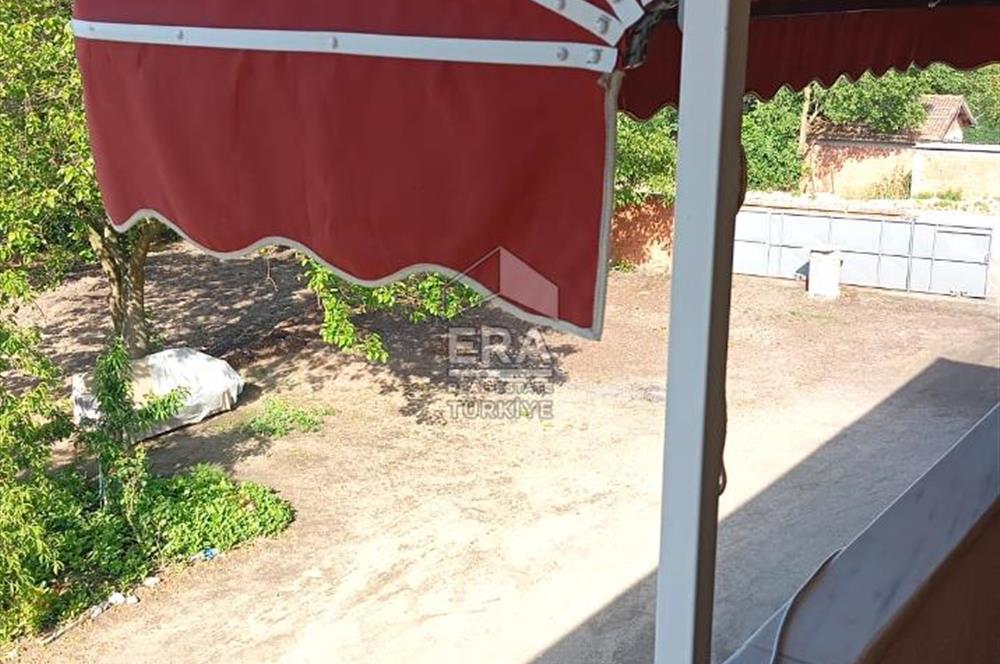 SATILIK SAZLIDERE'DE 2232 M2 MÜSTAKİL EV VE GENİŞ ARSA