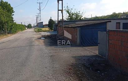SATILIK SAZLIDERE'DE 2232 M2 MÜSTAKİL EV VE GENİŞ ARSA