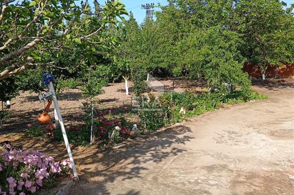 SATILIK SAZLIDERE'DE 2232 M2 MÜSTAKİL EV VE GENİŞ ARSA
