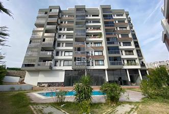 Çiğli Esentepe Terrace Panorama Sitesi 2+1 Satılık Daire