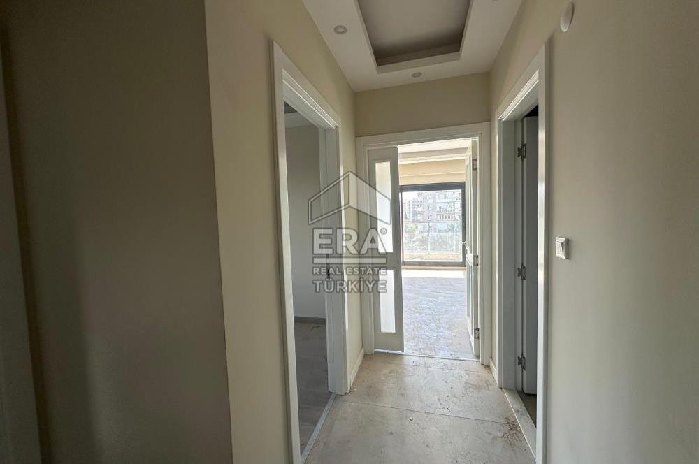 Bayraklı Manavkuyu Cadde Üzeri Yeni Bina 3+1 Satılık Daire