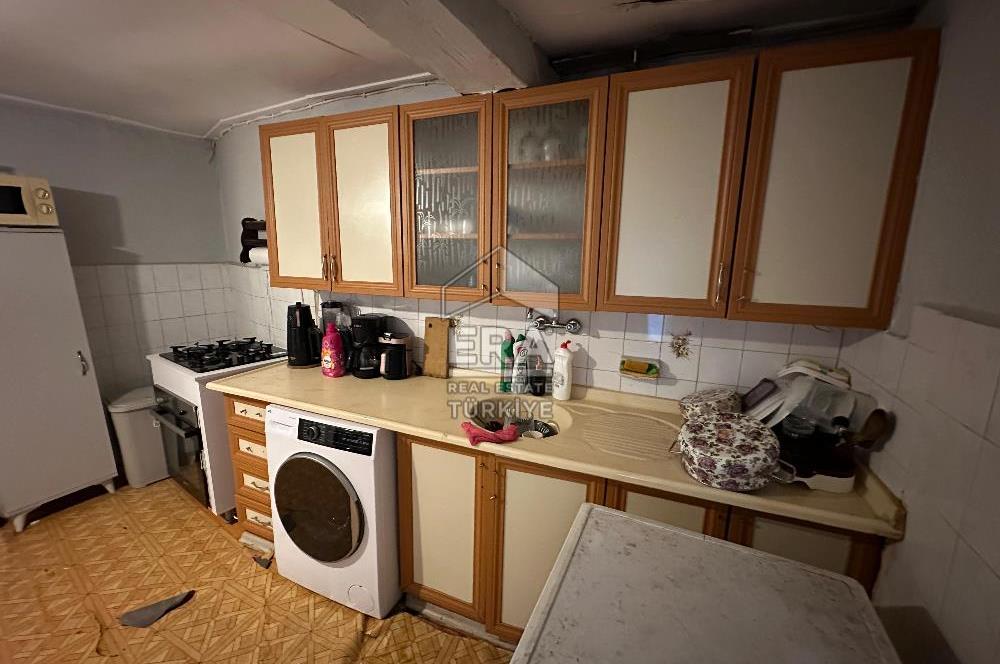 ERA PORT GÜVENCESİYLE AYVALIK MERKEZ'DE 2+1 SATILIK RUM EVİ