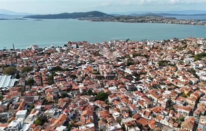 ERA PORT GÜVENCESİYLE AYVALIK MERKEZ'DE 2+1 SATILIK RUM EVİ
