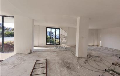 Saruhanda Satılık 6+1 Lüks Tripleks Villa
