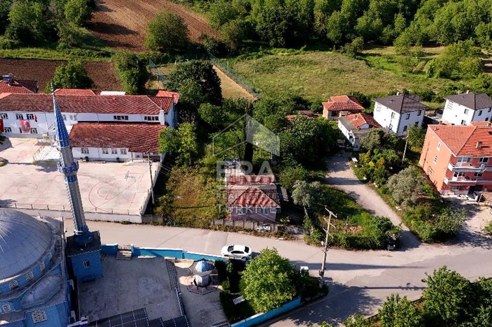 ERA KARAT Esentepede Eşsiz Konumda İmarlı Arsa Fırsatı