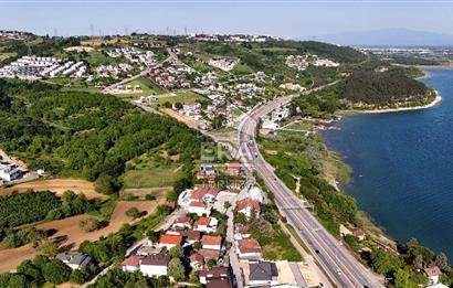 ERA KARAT Esentepede Eşsiz Konumda İmarlı Arsa Fırsatı