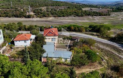 BALIKESİR KARESİ DAVUTLARDA DOĞA MANZARALI SATILIK MÜSTAKİL EV