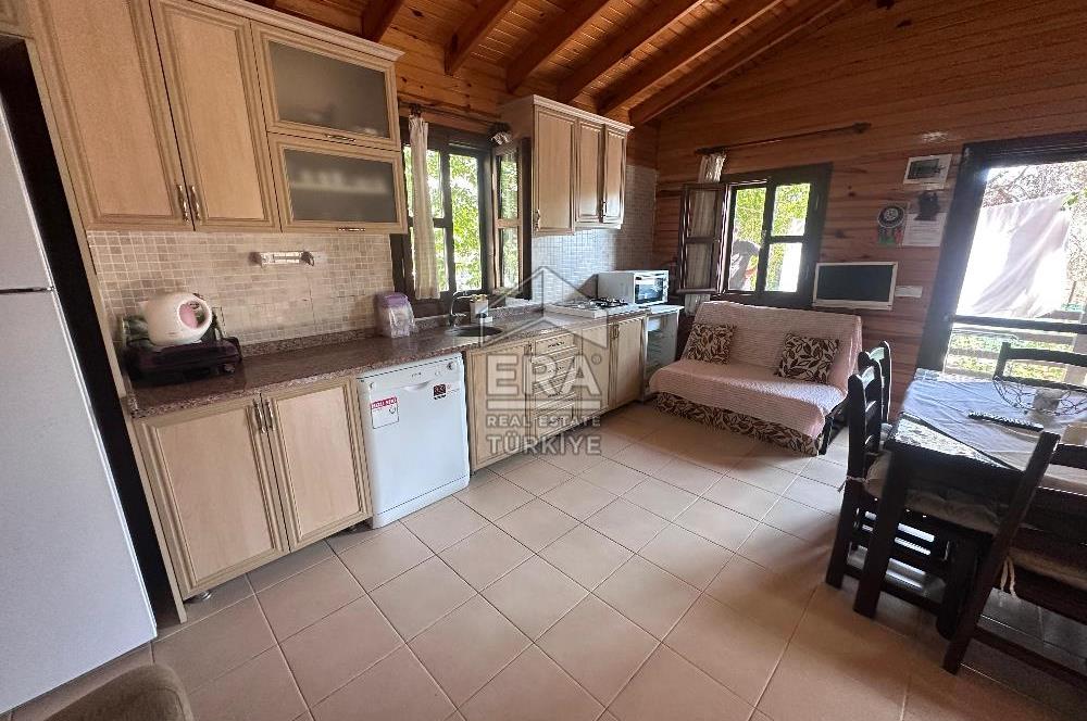 DATÇA OVABÜKÜ’NDE SATILIK 751 m2 ARSA PAYLI 4 ADET BUNGALOV EV