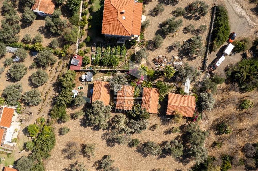 DATÇA OVABÜKÜ’NDE SATILIK 751 m2 ARSA PAYLI 4 ADET BUNGALOV EV