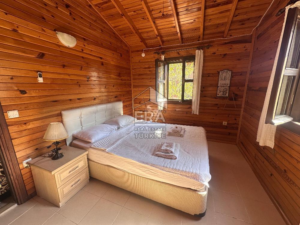 DATÇA OVABÜKÜ’NDE SATILIK 751 m2 ARSA PAYLI 4 ADET BUNGALOV EV