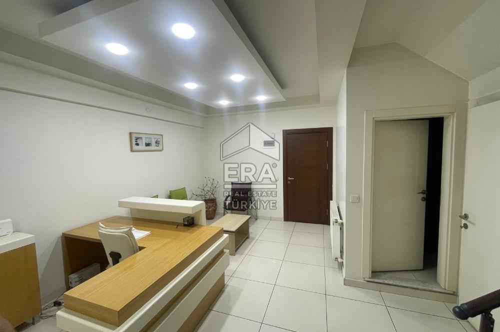 ERA KARAT ADAPAZARI BOSNA CADDESİ'NDE DUBLEX SATILIK OFİS