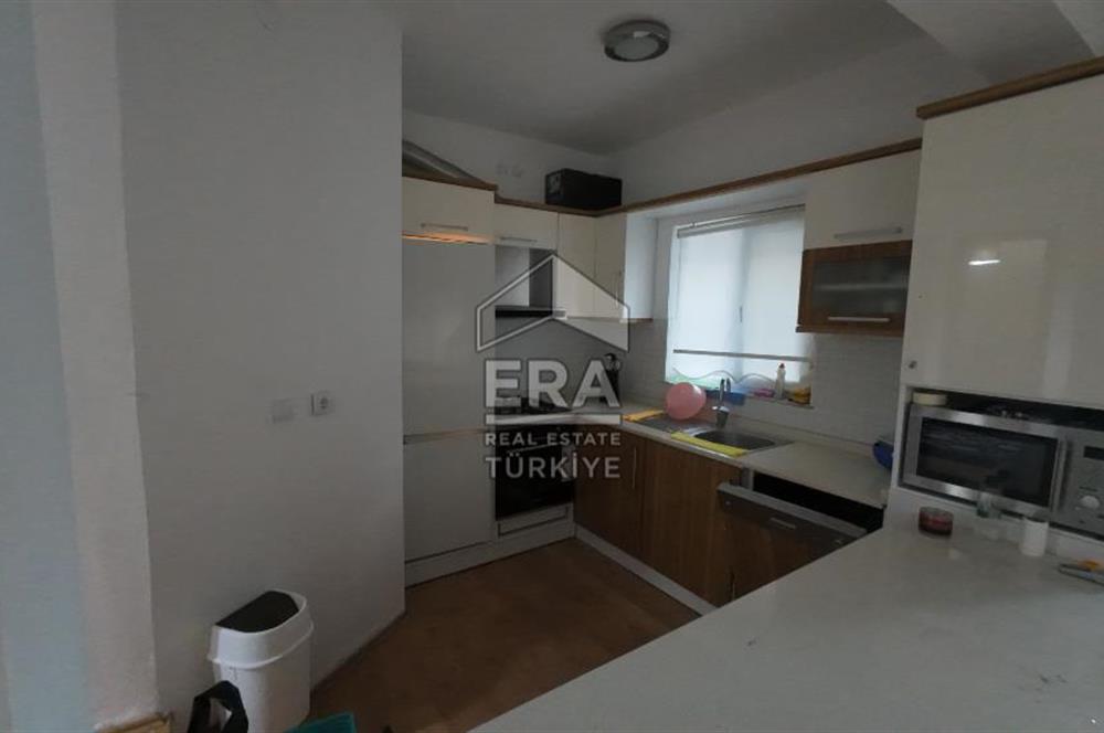 ERA Angel'dan Pelitköy'de Havuzlu Sitede Deniz Manzaralı Villa